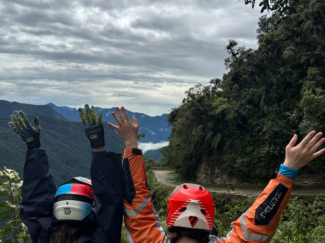 Evolution Adventure Travel - Death Road-拉巴斯必去景点