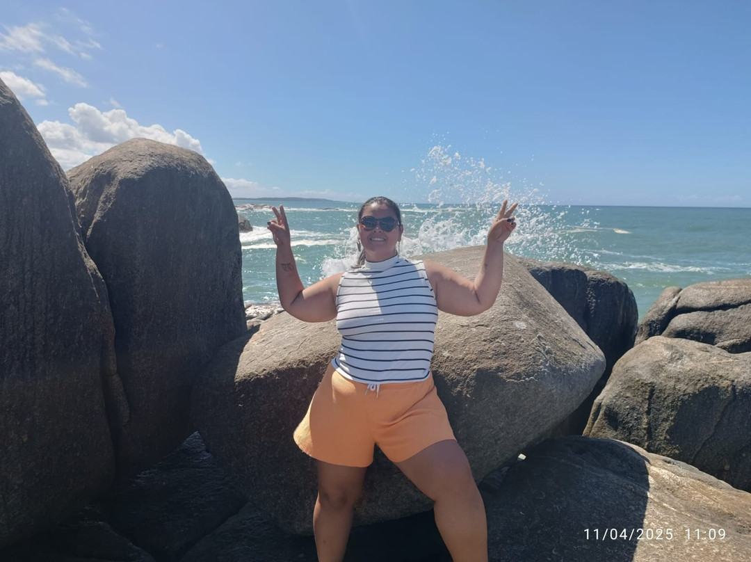 Mirante da Praca da Baleia-Rio das Ostras必去景点