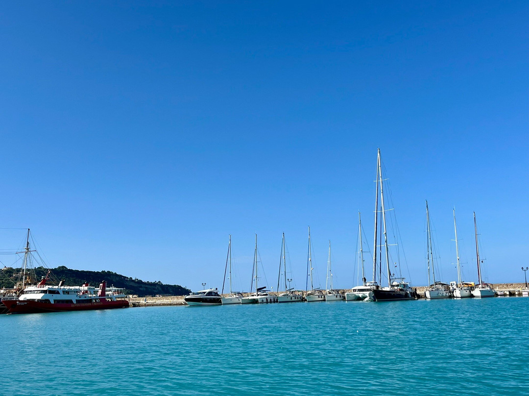 Port of Zakynthos-扎金索斯镇必去景点