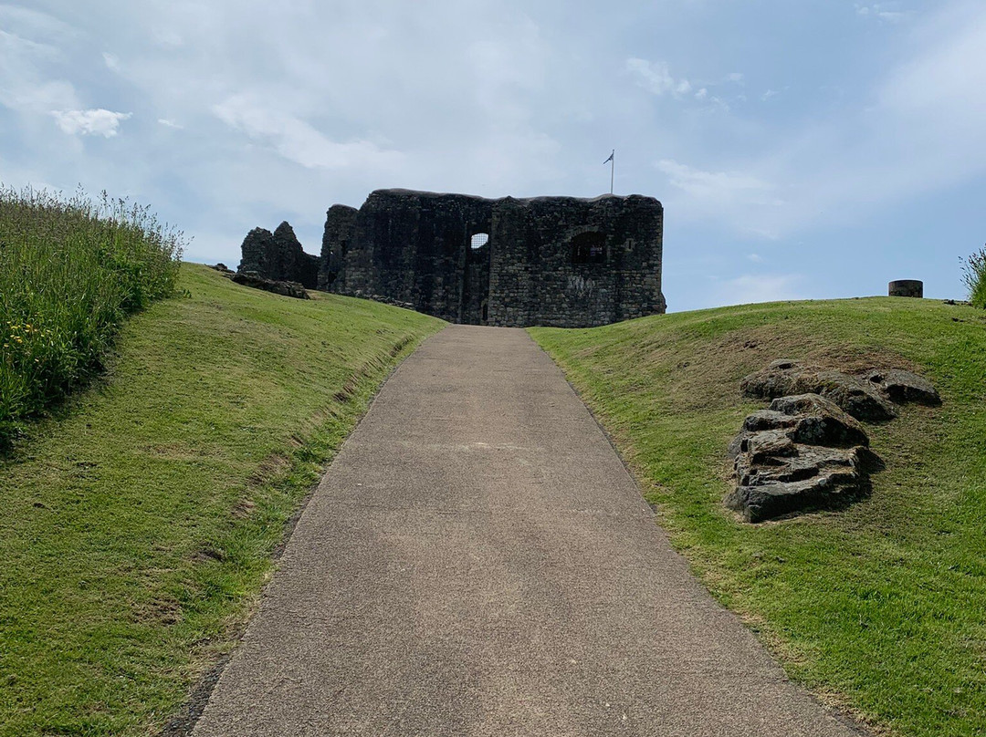 Dundonald Castle and Visitor Centre景点图片