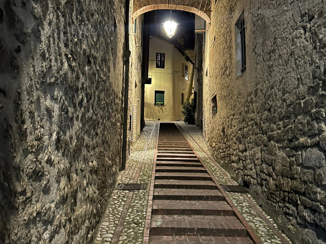 Borgo-San Gemini必去景点