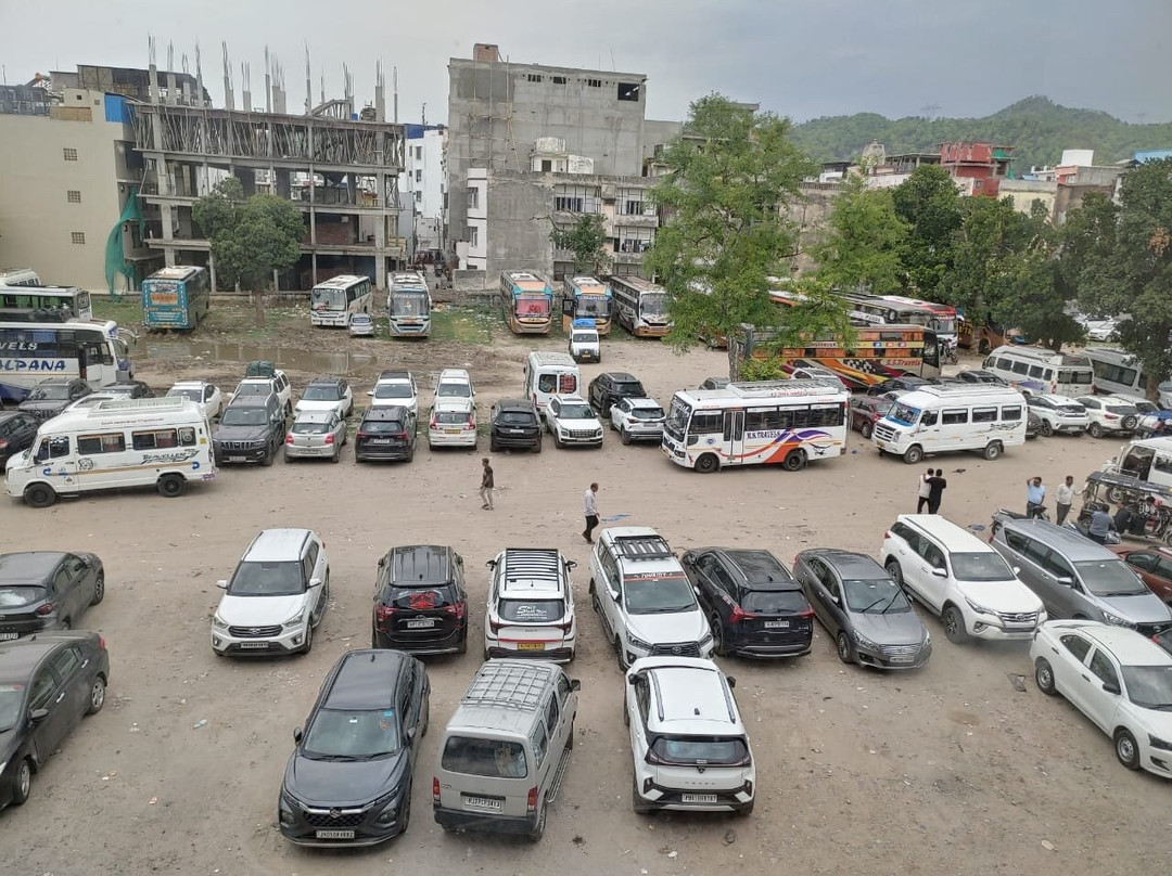 Hotel Trimurti Haridwar主图