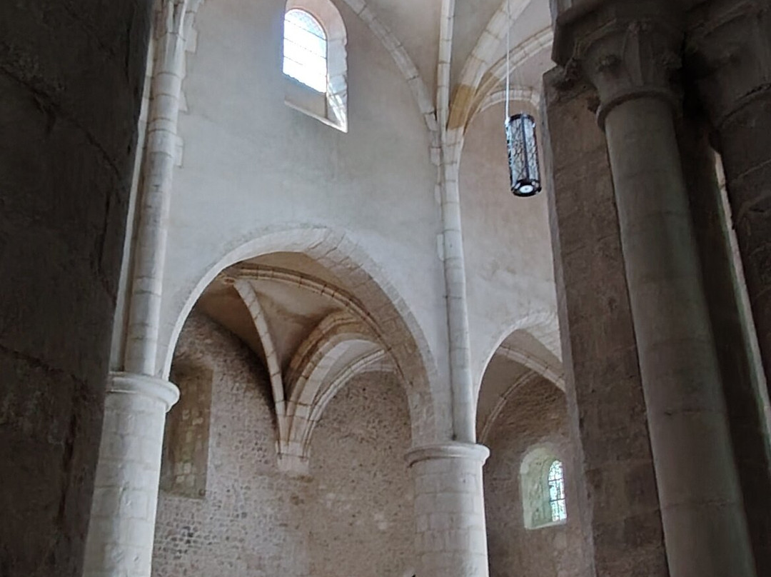 Abbaye Notre-Dame d'Ambronay-Ambronay必去景点
