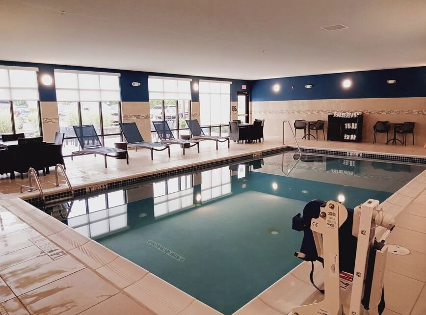 Hampton Inn & Suites York主图