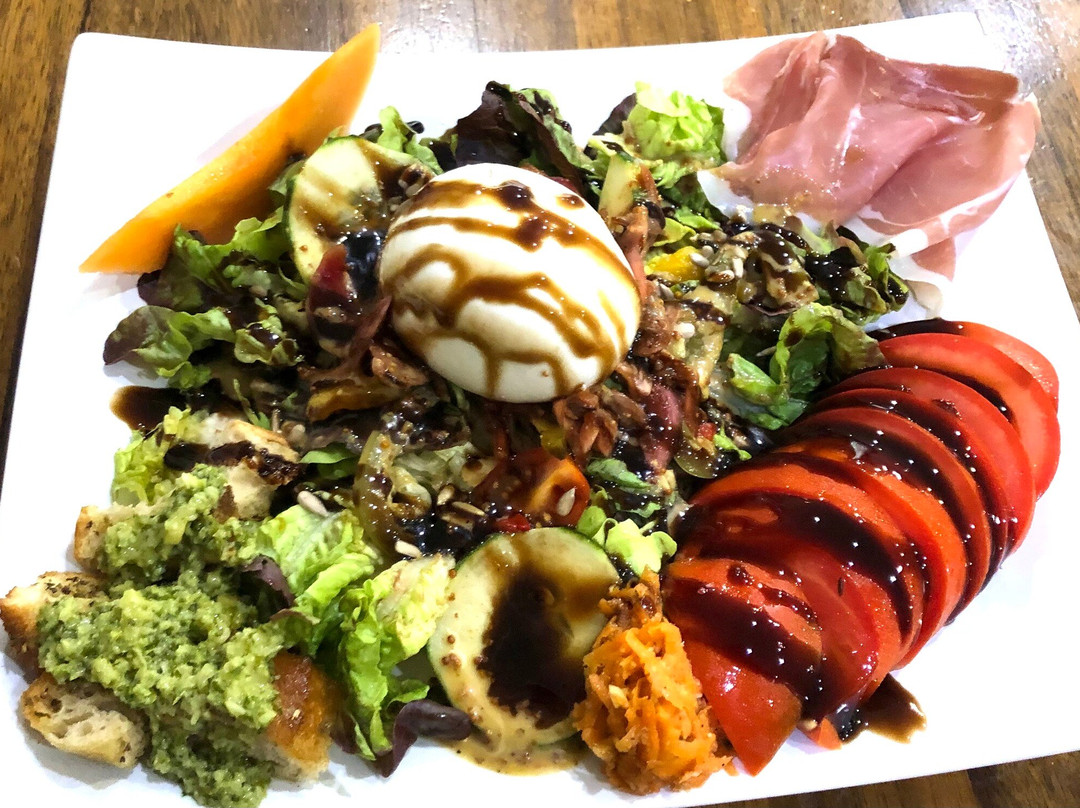 Saint-Andre-de-Bueges餐馆和美食-Auberge De La Vallée Restaurant