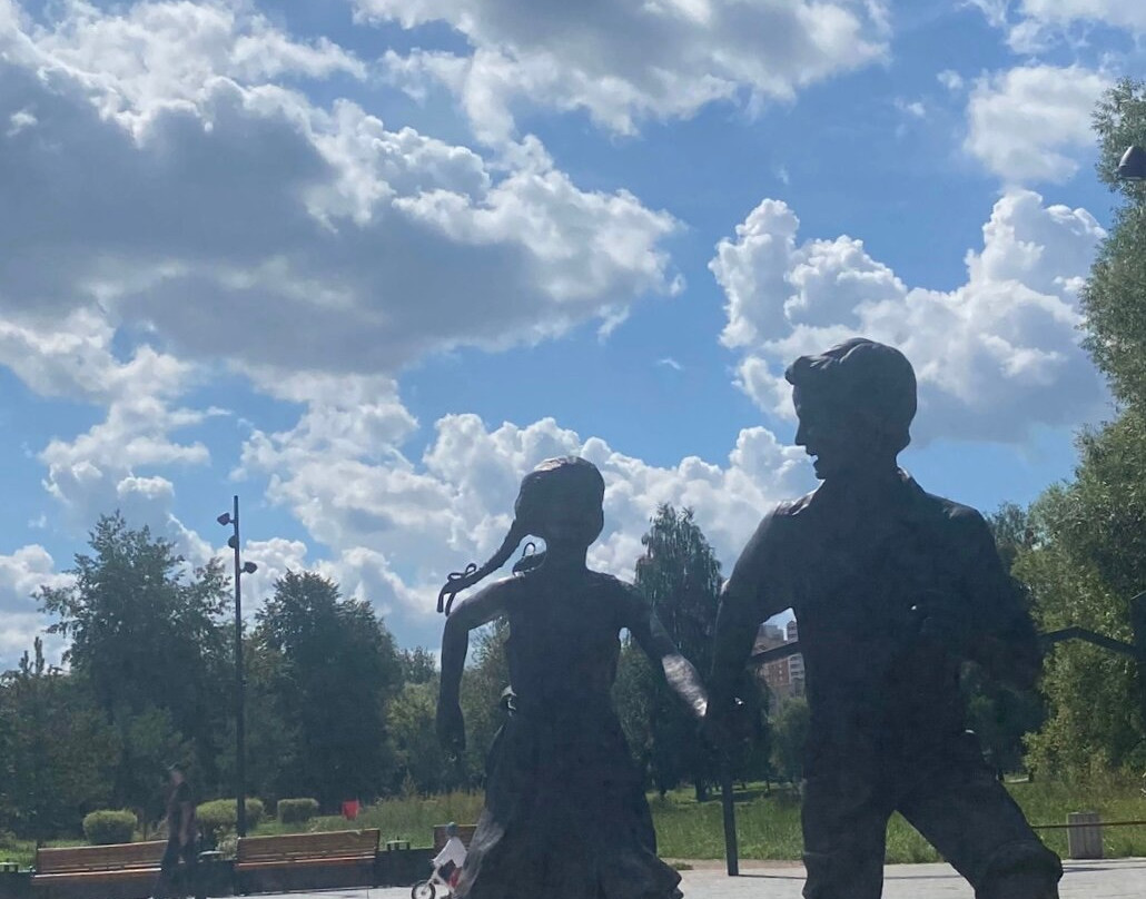 Sculpture Running Children. Childhood-Dolgoprudny必去景点