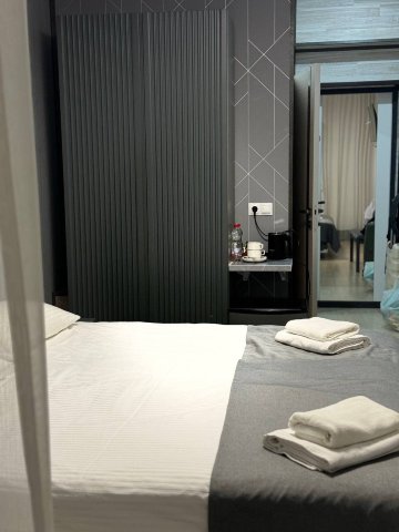 Mirros Subay Hotel Dombay-客卧