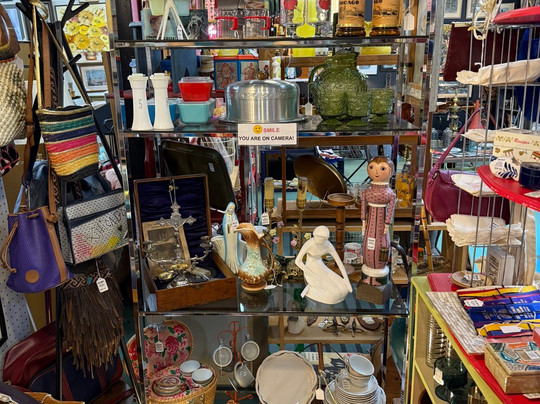 The New Lincoln Antique Mall-芝加哥必去景点