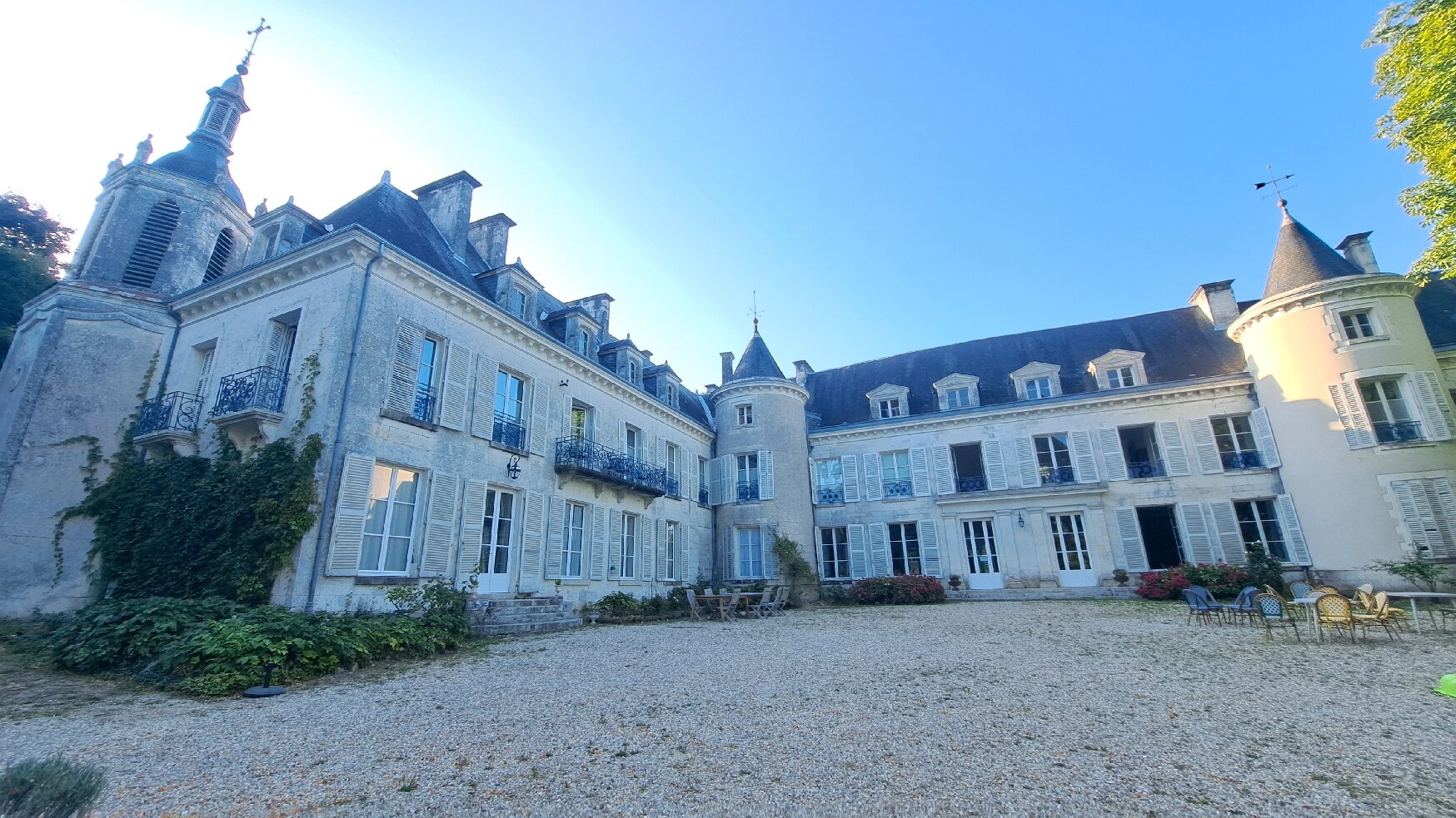 Château De Charnizay-官方