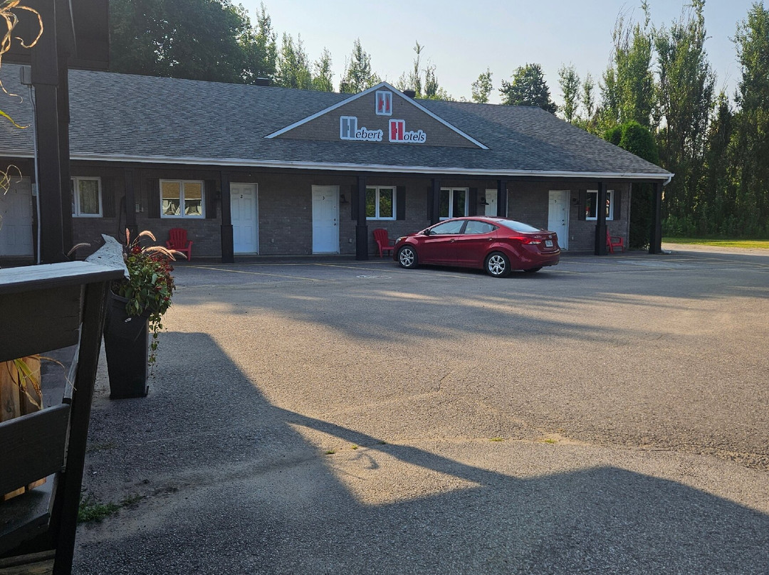 赫伯特酒店主图