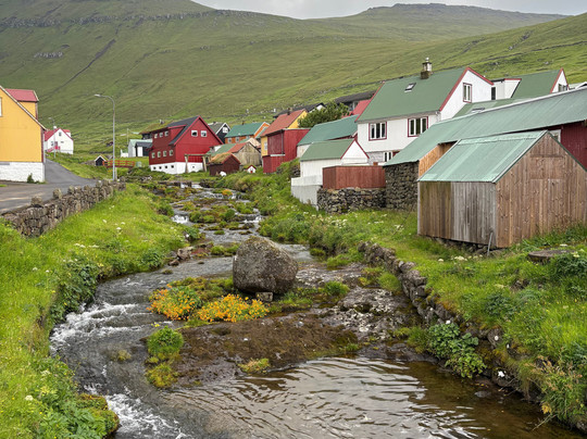 Isleborn Tours-Vestmanna必去景点