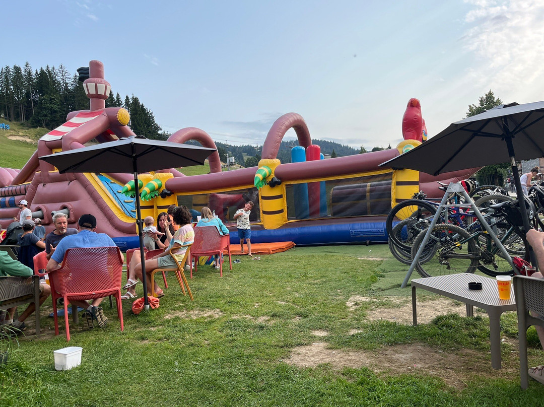 Hotel Bellevue主图