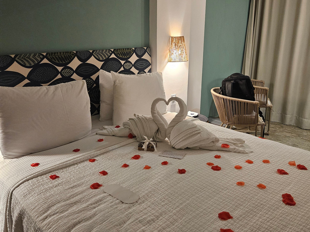 Catalina Hotel主图