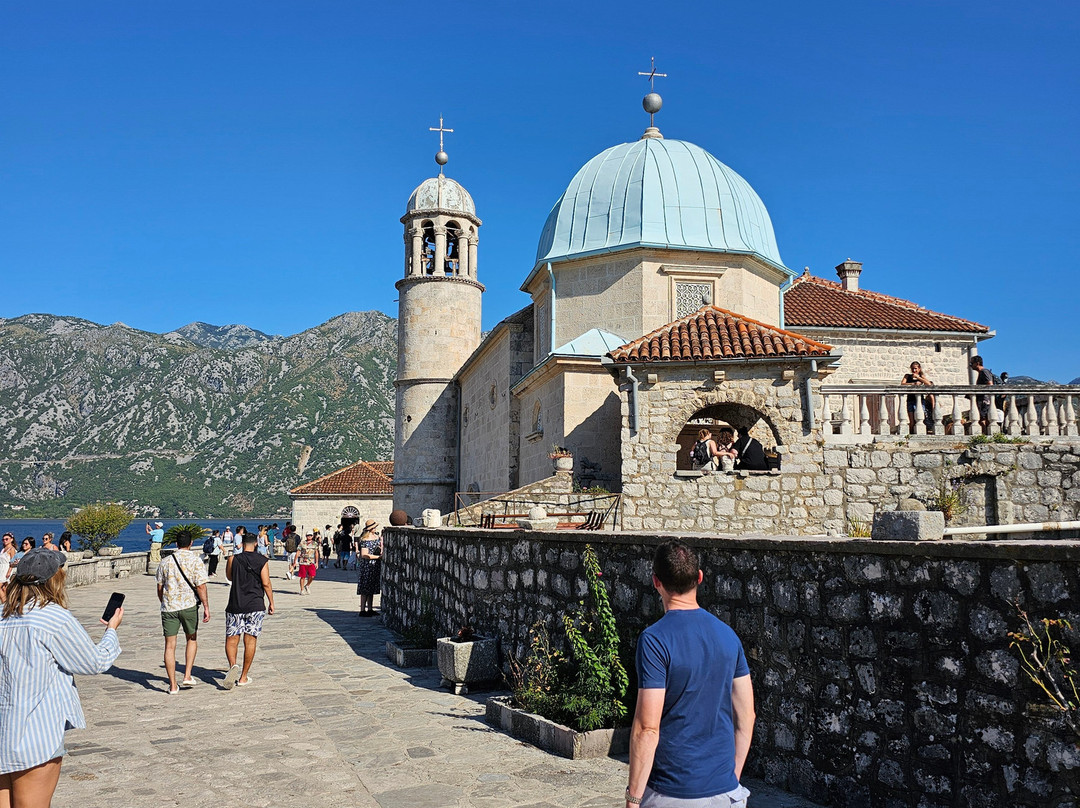 Tour By Nef-科托尔必去景点