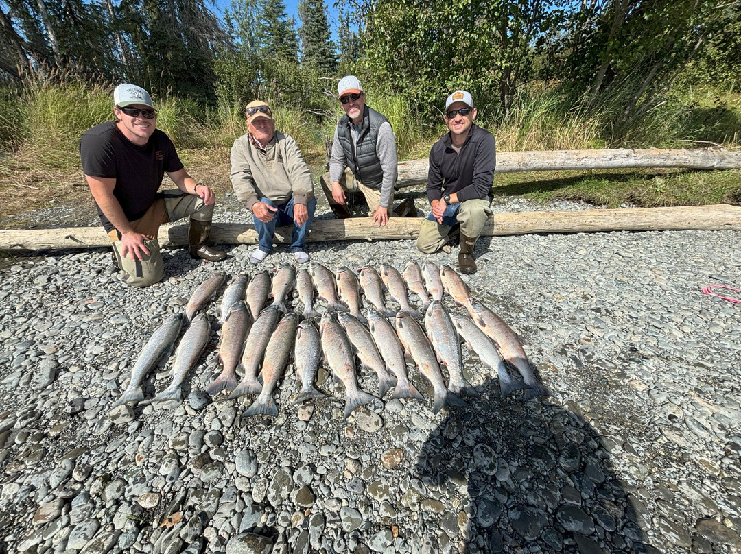 Alaska Fish On Charters-基奈必去景点