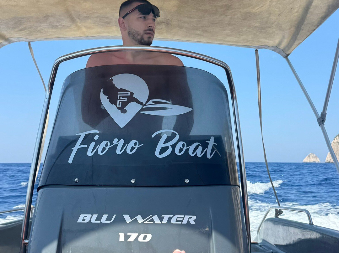 Fioro Boat Rentals-Agios Sostis必去景点