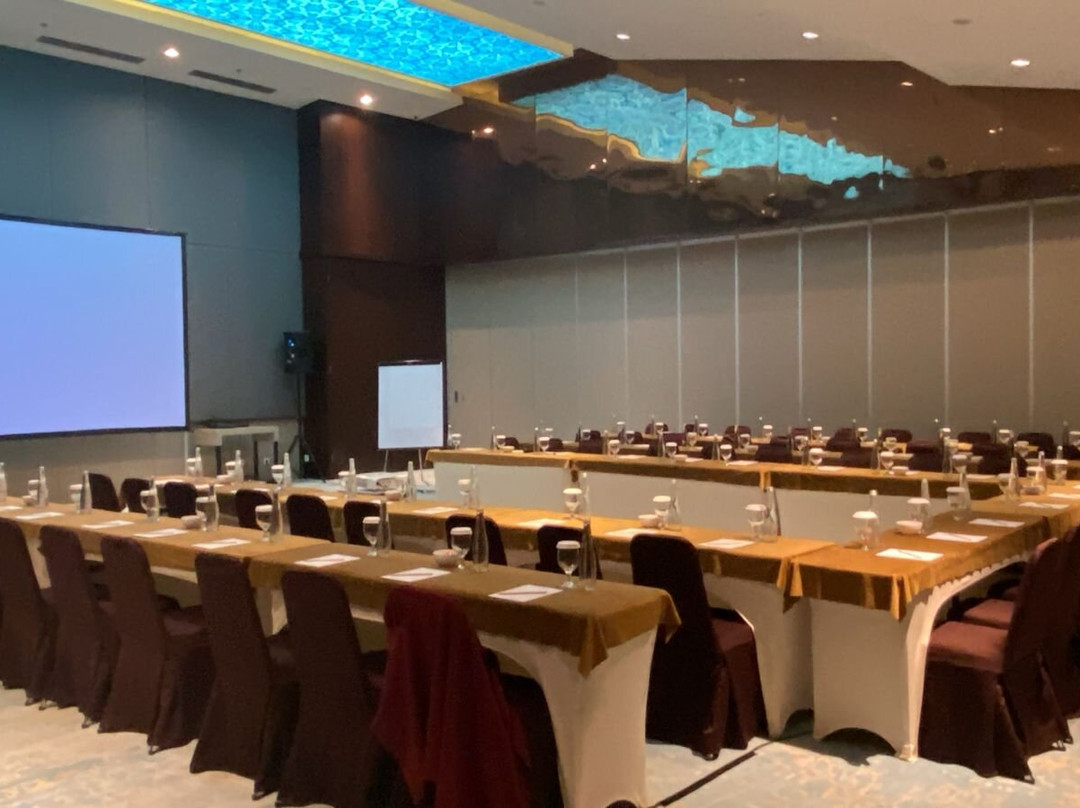 Hotel Santika Depok主图