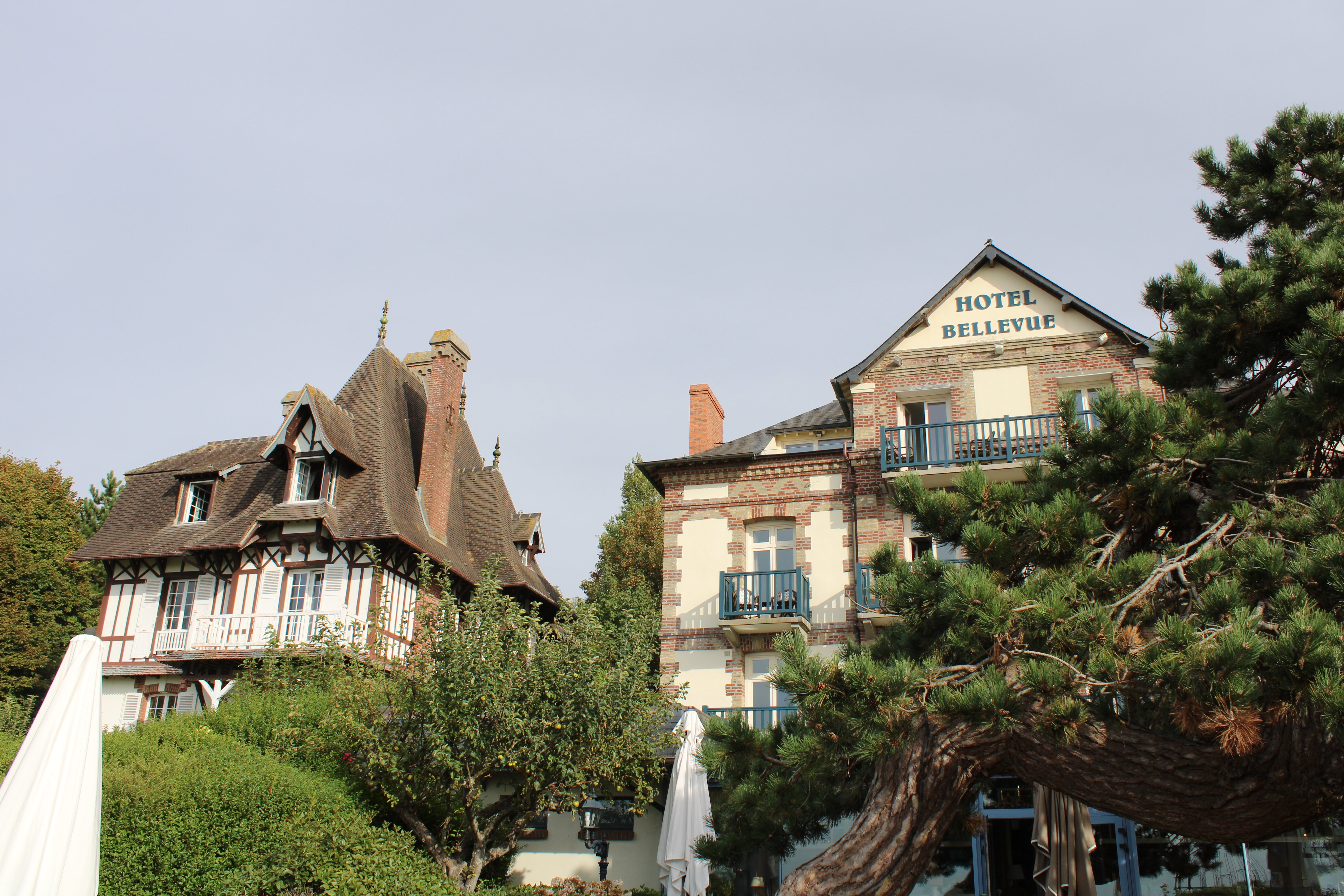 Hôtel Le Bellevue-浴室