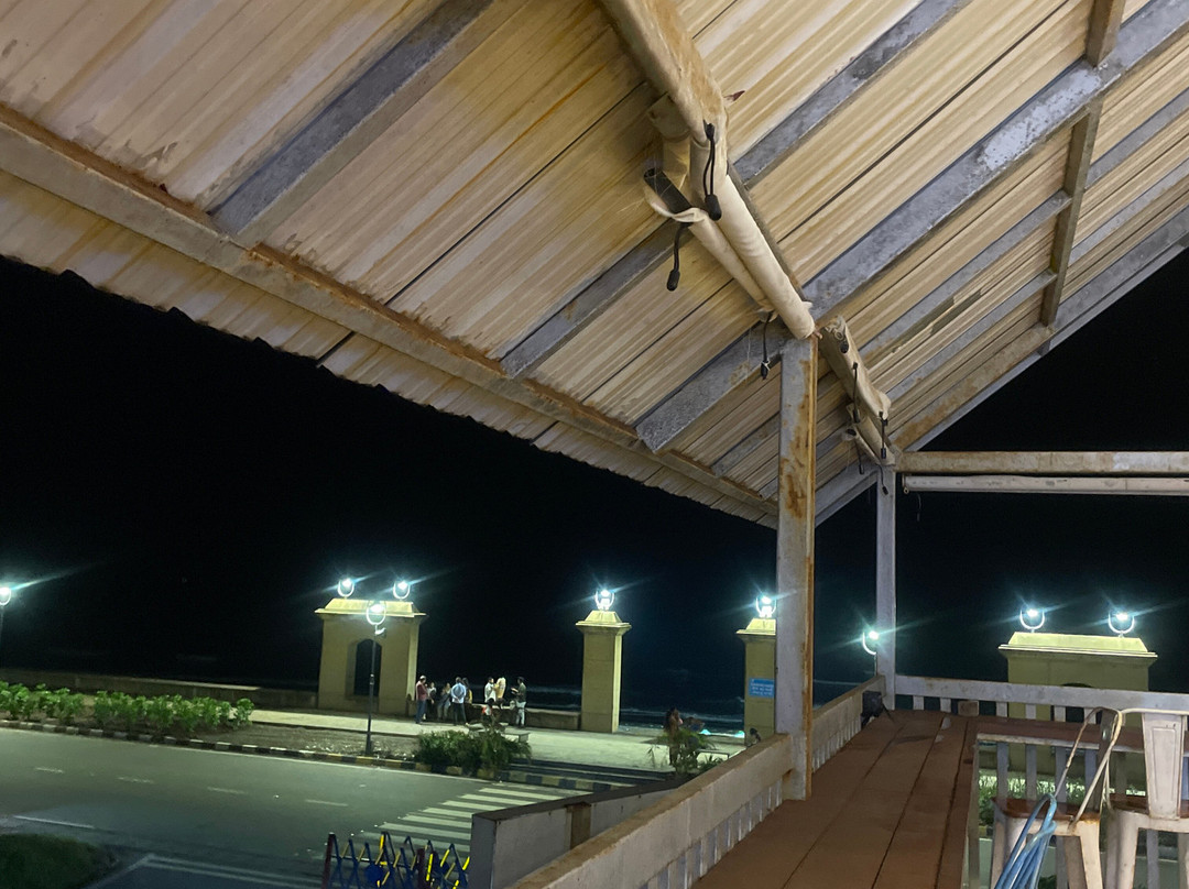 Praveg Beach Resort Daman, Lighthouse Beach主图