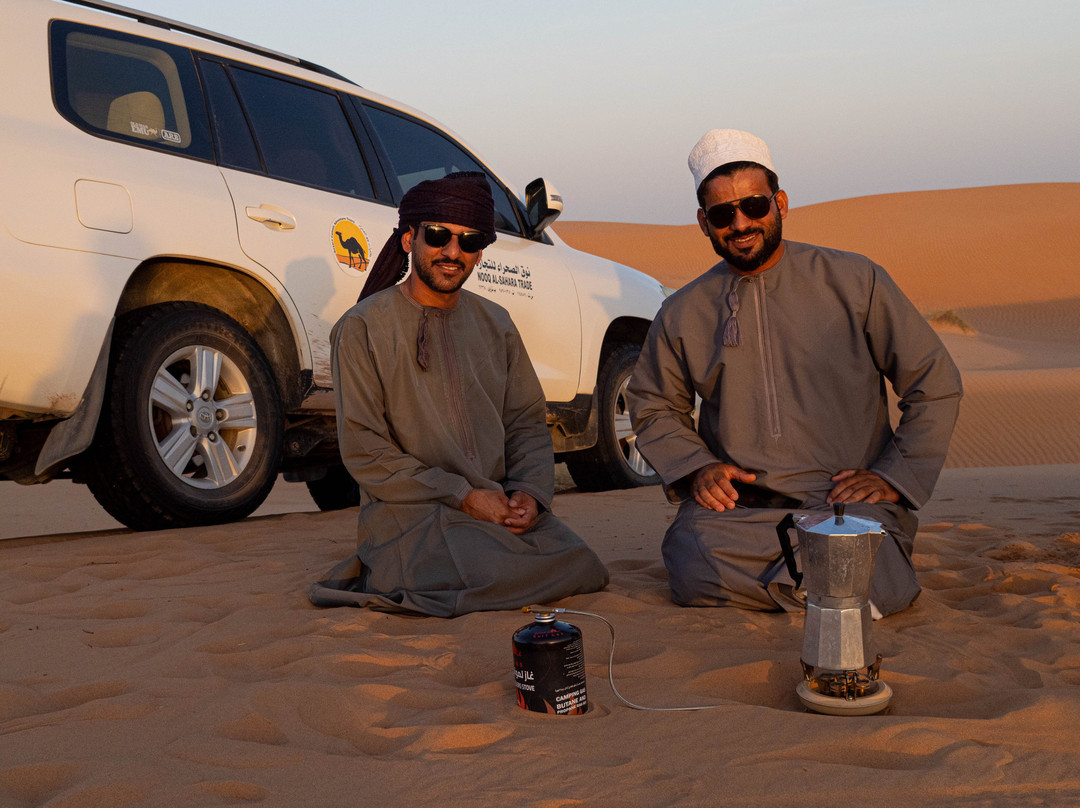 Desert Camels Adventure Tours-尼日瓦必去景点