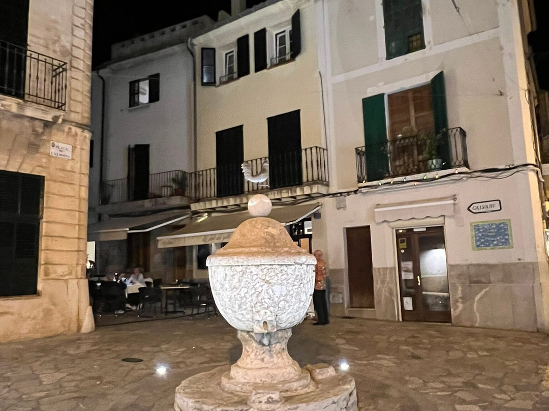 Plaza Almoina-Pollenca必去景点