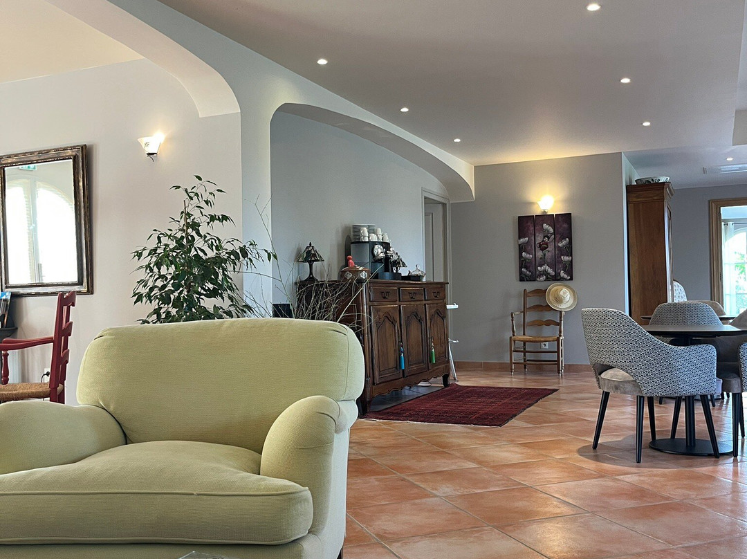 Hotel La Bastide d'Iris主图
