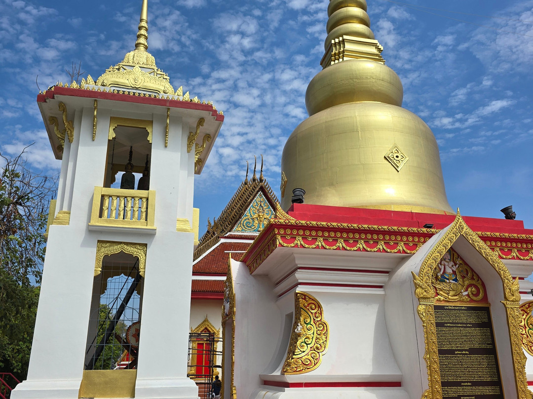 Wat Phra Narai Maharat-呵叻必去景点