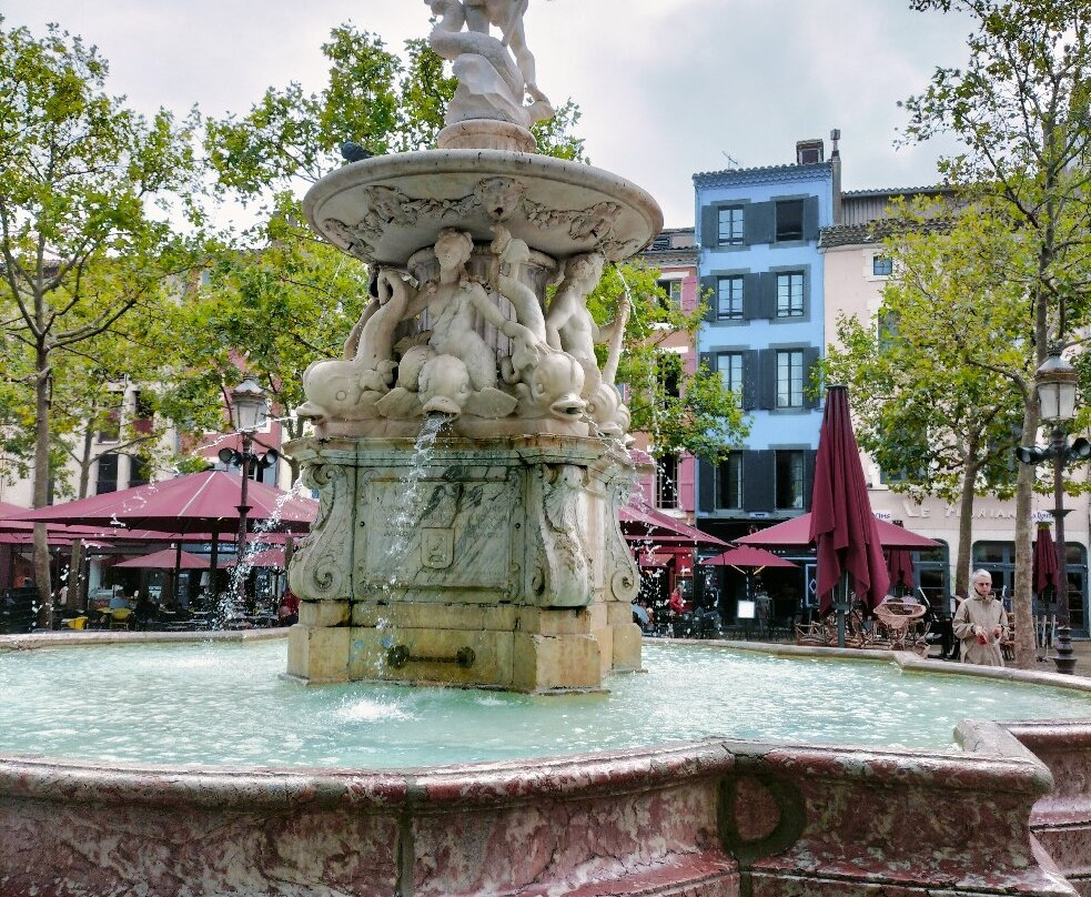 Fountain of Neptune-卡尔卡松必去景点