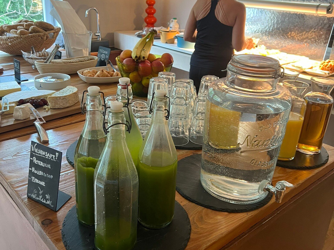 Hotel Miramonte主图