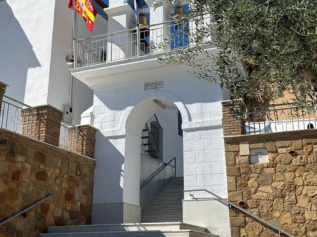 Agios Nicolaos Church-Katakolo必去景点