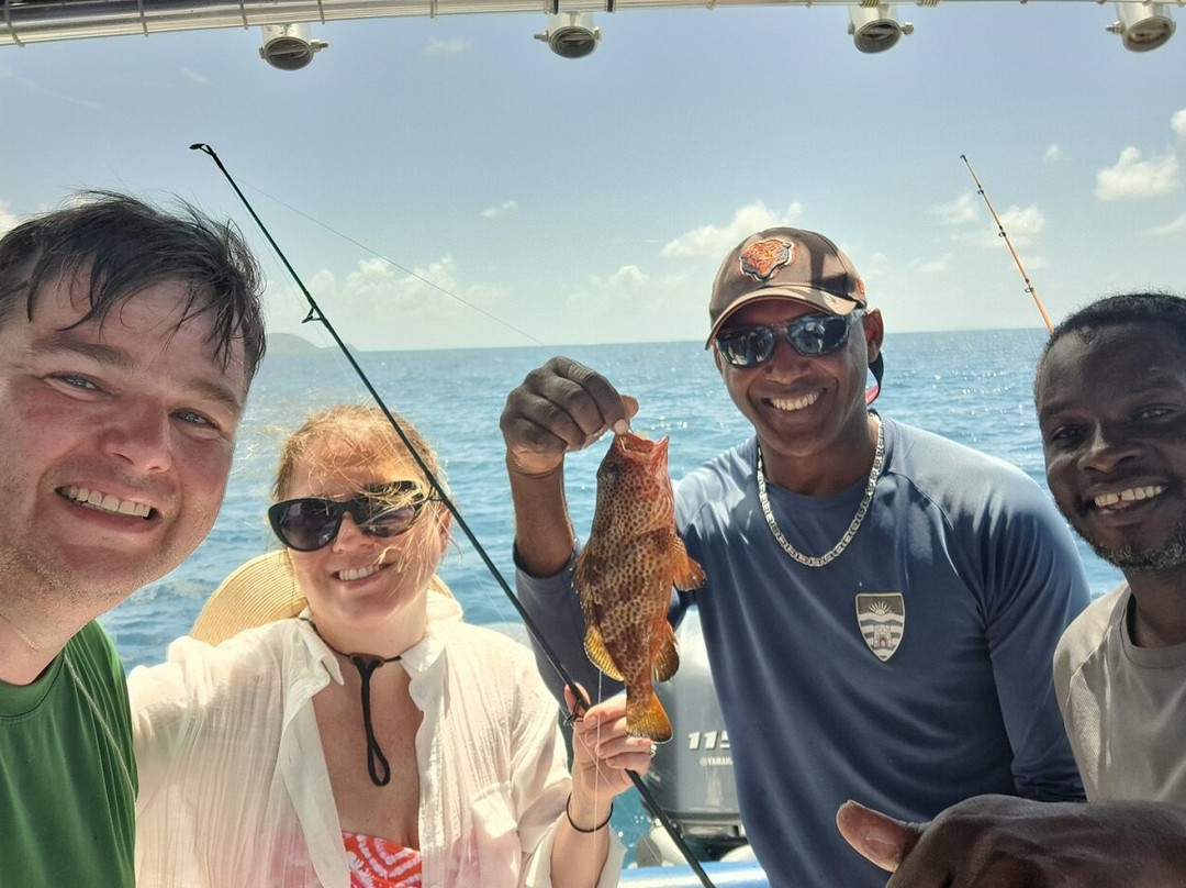 Sugar Island Tours-Jolly Harbour必去景点