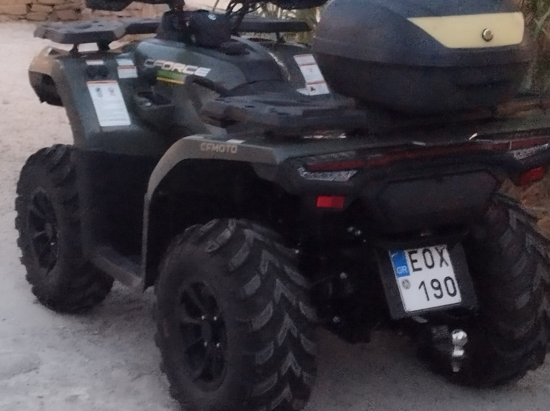 Manganari Beach-埃欧斯岛必去景点