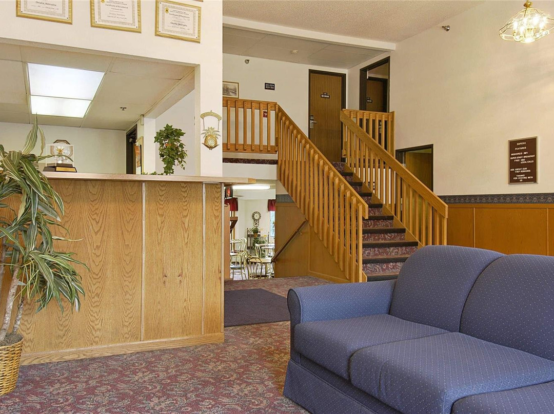 Boys Town酒店住宿-Days Inn by Wyndham Omaha/West Dodge