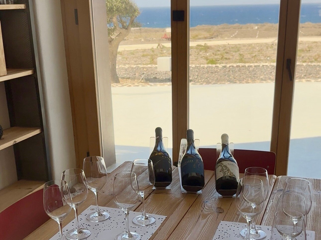 Mikra Thira-Potamos必去景点