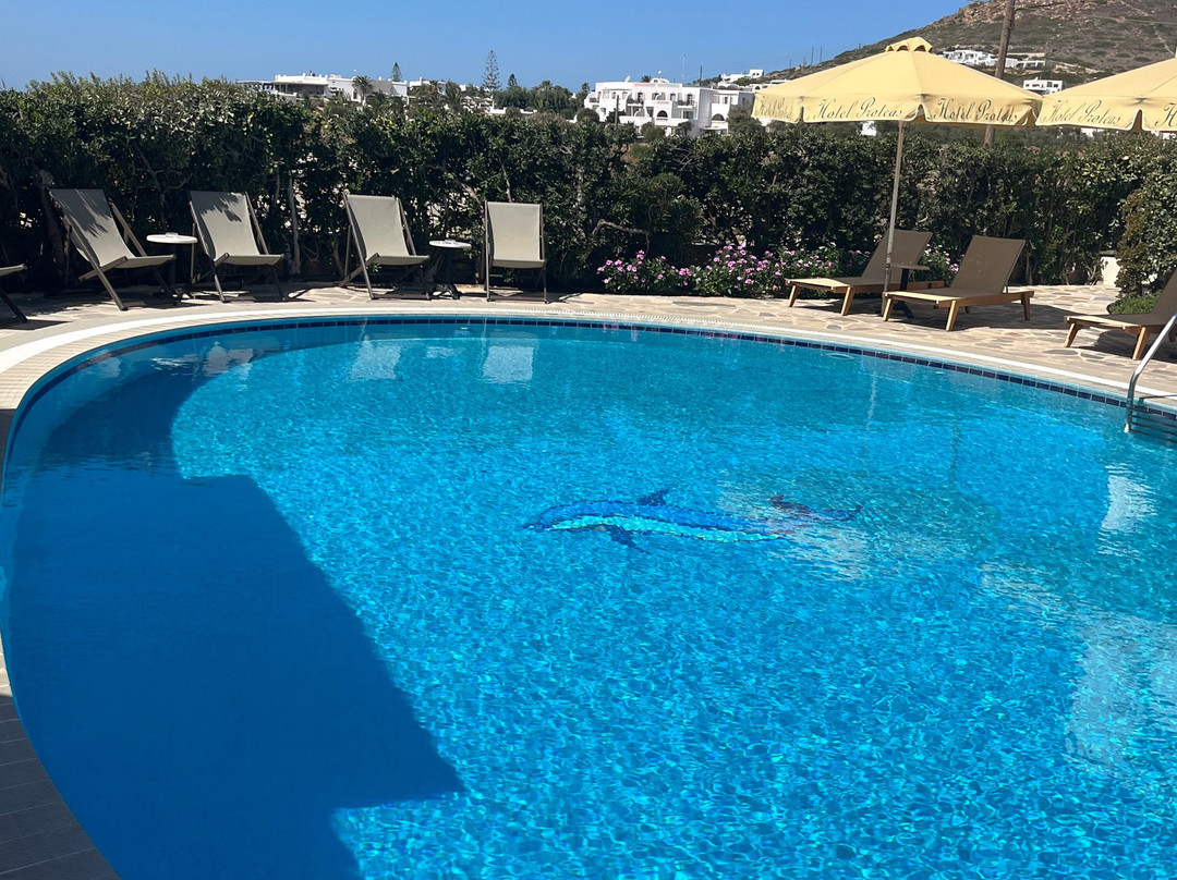 Proteas Hotel & Suites主图