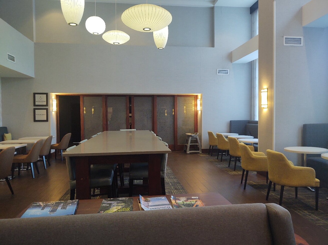 Hampton Inn & Suites Poughkeepsie主图