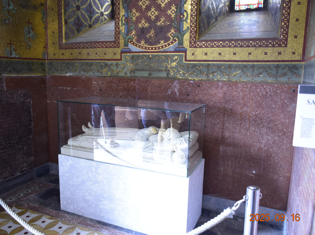 Crypte de la Basilique de l’Immaculee Conception.-卢尔德必去景点