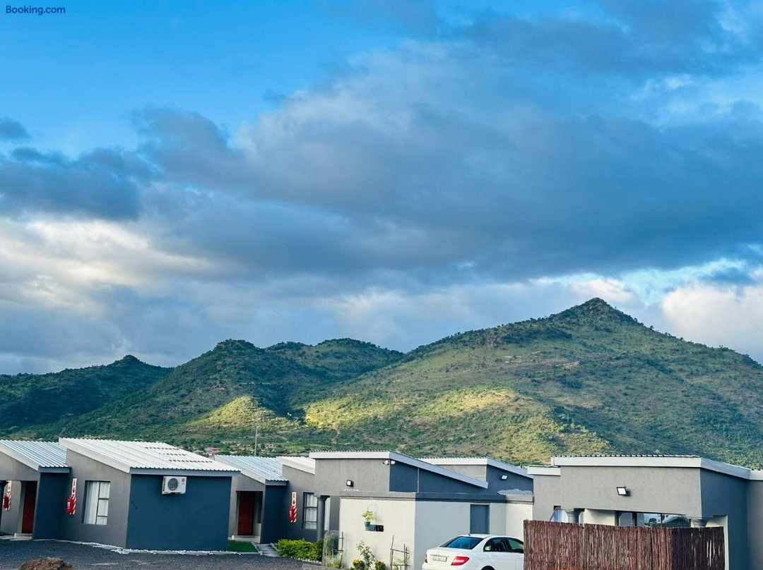 Maphuthi River Lodge