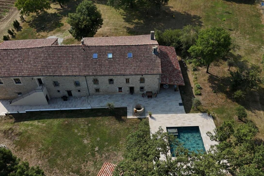 Domaine D'Issac