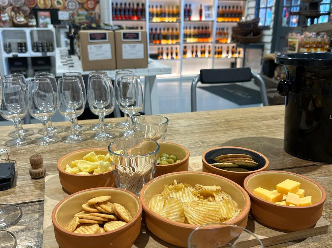 Lyme Bay Winery-Axminster必去景点