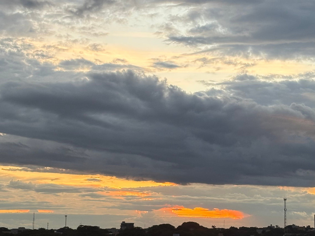 Hus Hotel Dourados主图