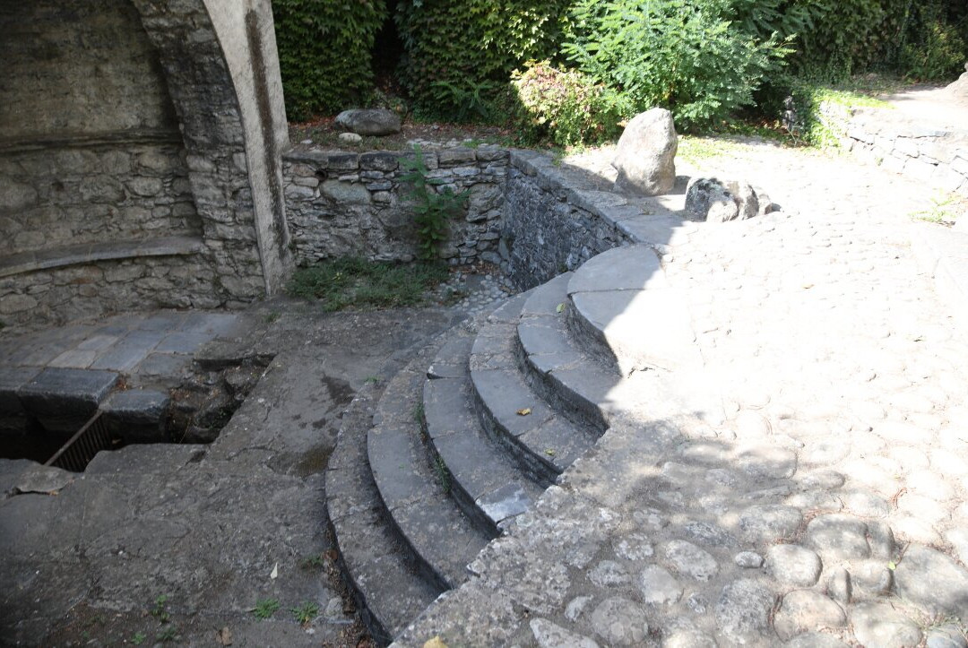 Fontaine (Rue pont vieux)-Corte必去景点