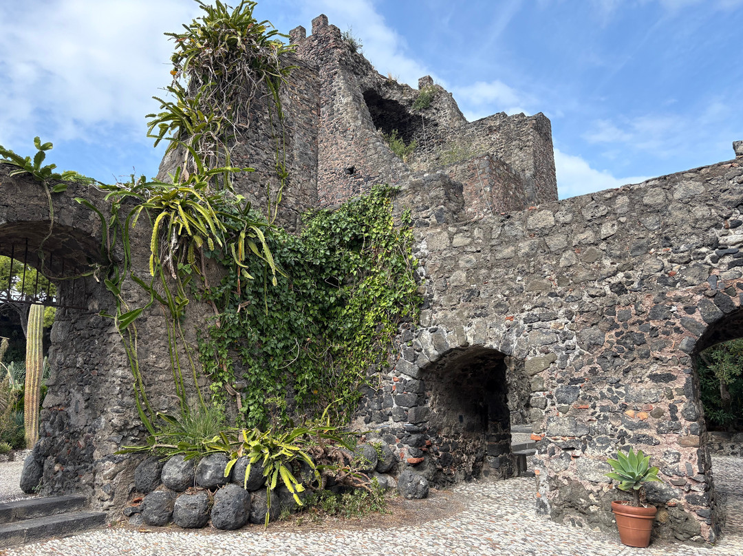 Castello Normanno-Aci Castello必去景点