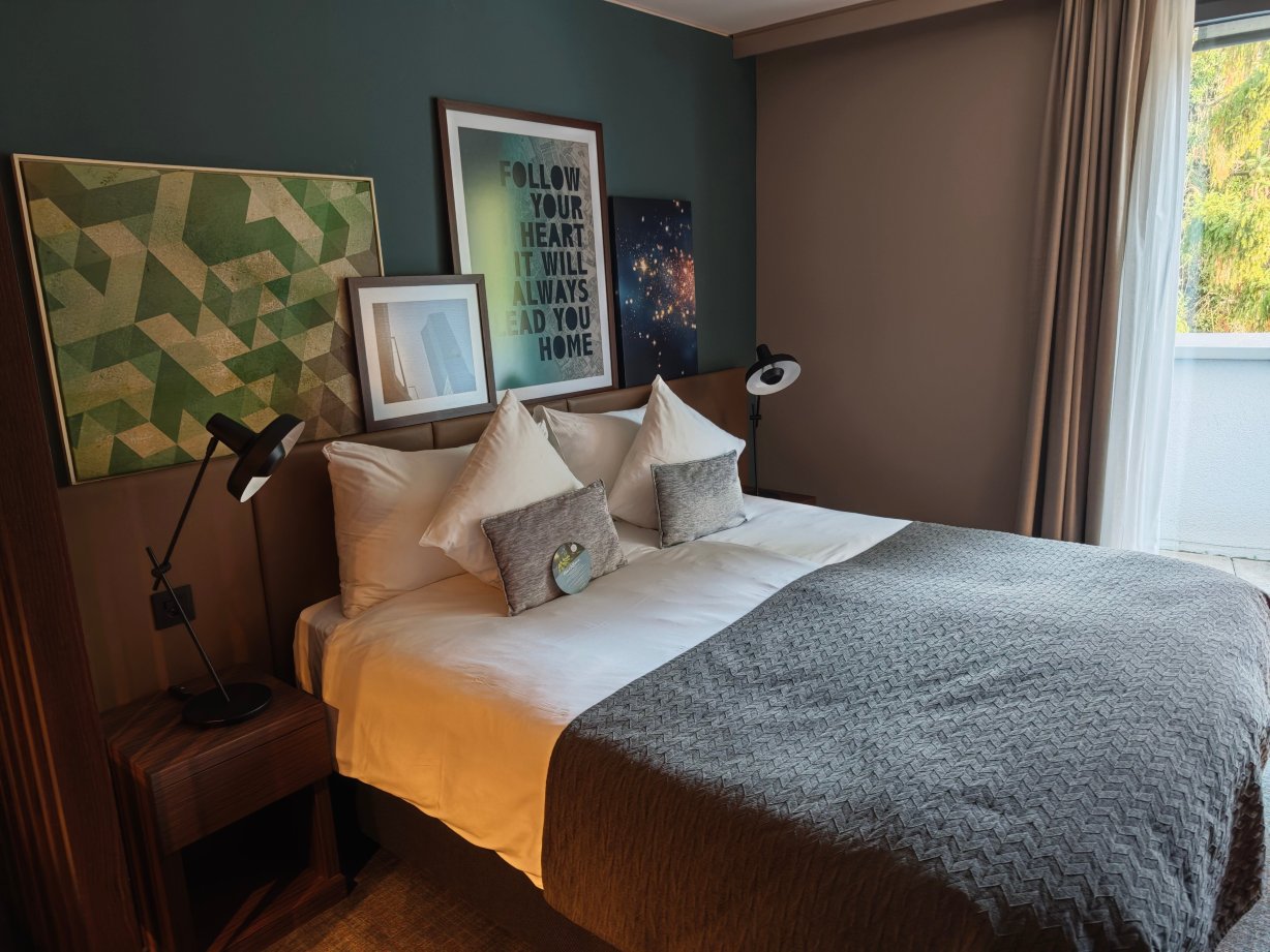 苏黎世欧尔利孔阿卡萨套房酒店-客卧