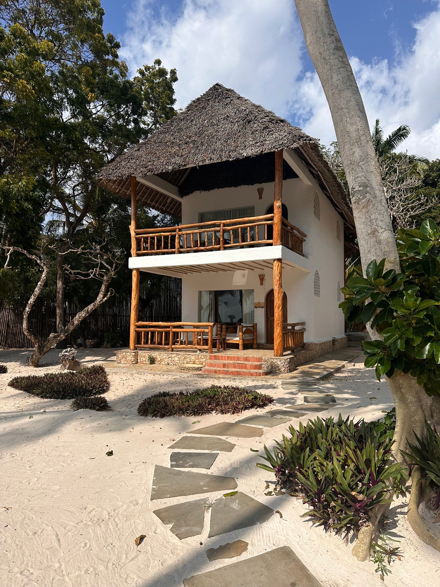 爱水者海滩度假村-官方