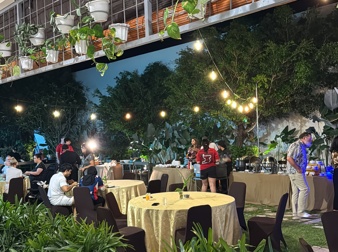 Swiss-Belcourt Lombok主图