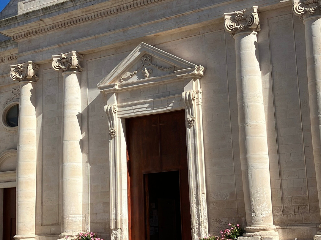 Chiesa Madre San Giorgio-洛科罗通多必去景点