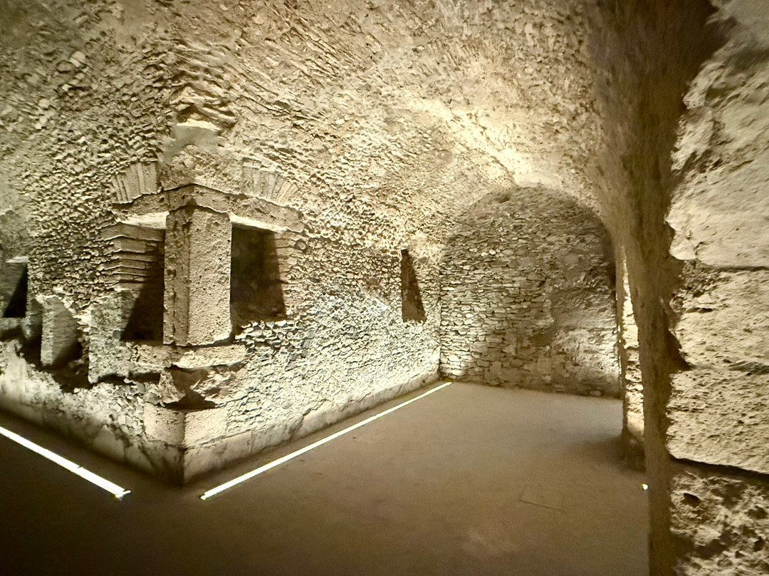 Criptoportico Forense-奥斯塔必去景点