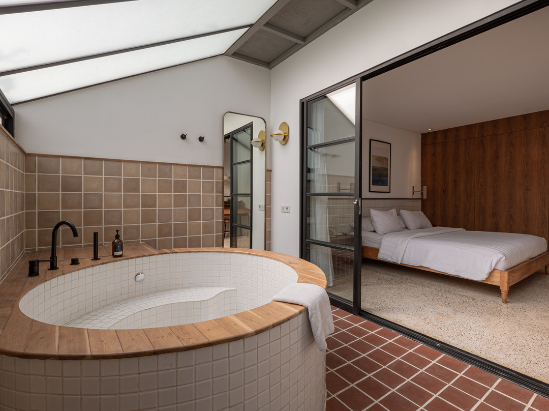 Blackbird Hotel主图