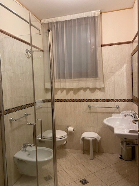 伊卡朗基餐厅乡村酒店主图